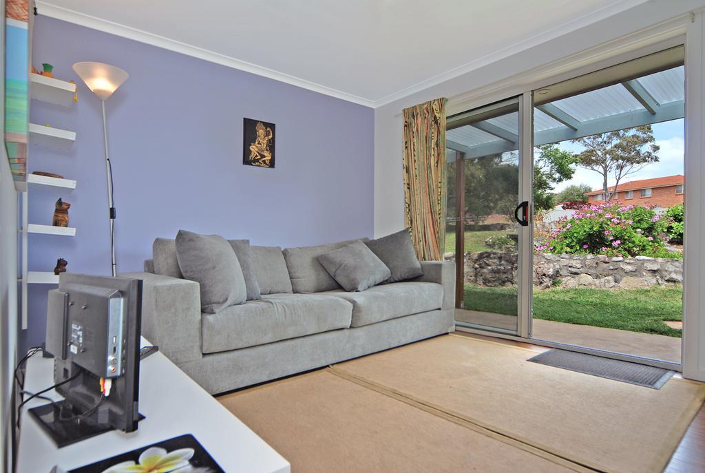 Marazul Best Deal - Stone Bathtub, Wifi, Functional - Mandarins And Lemons When Available Vincentia Chambre photo